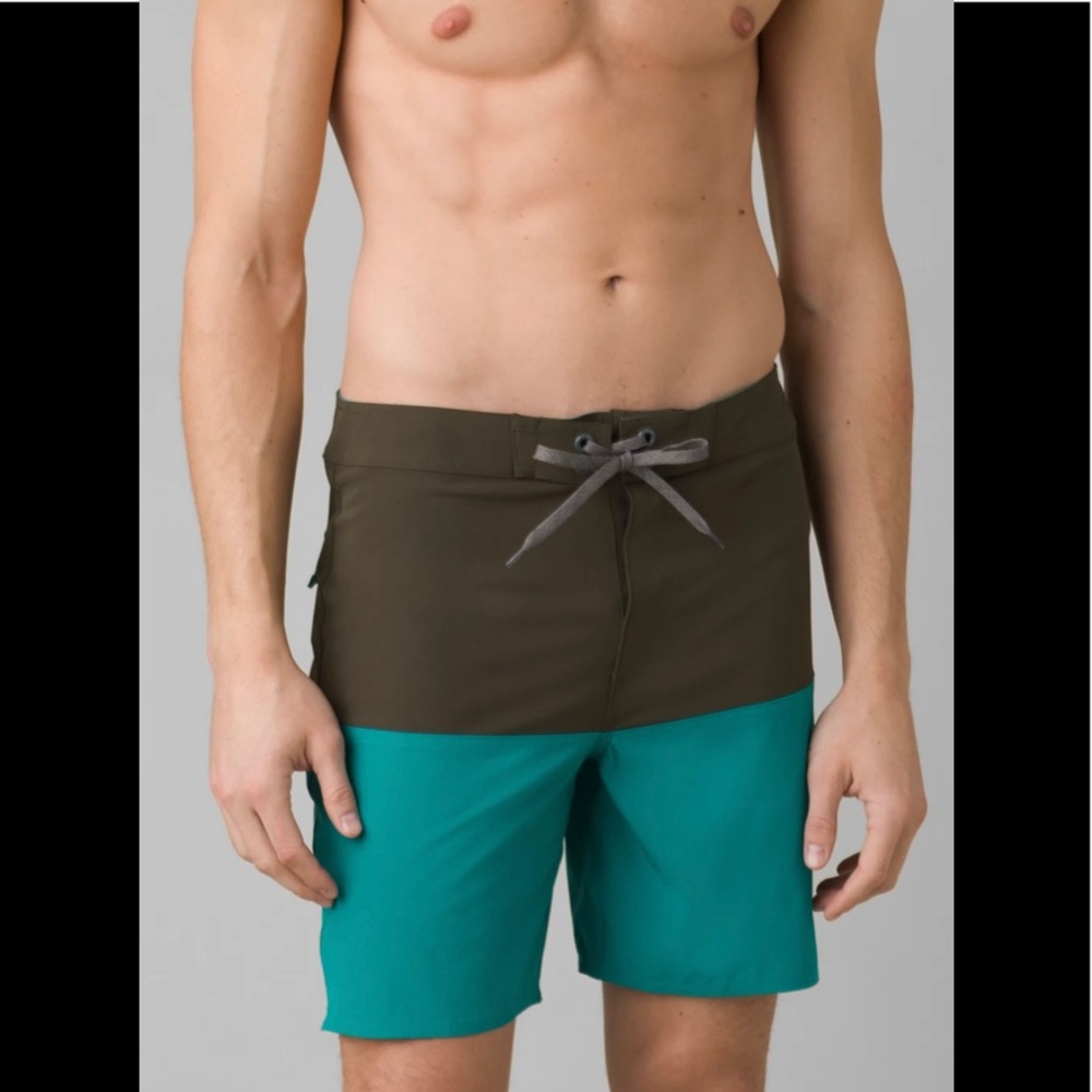 Prana On the Rocks Boardshort Sz 33